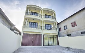 Super OYO 2509 Hotel Tebel 19